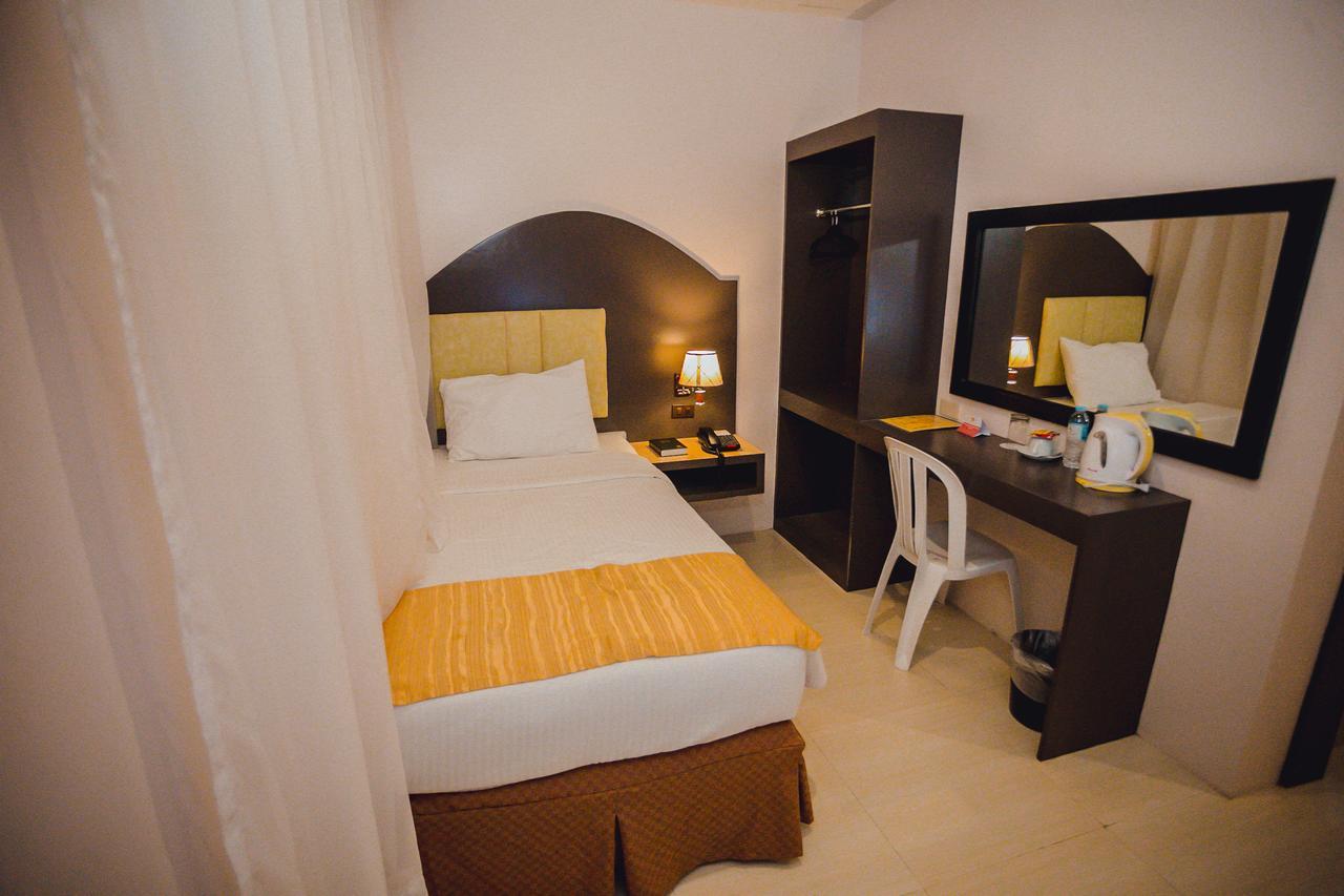 Butuan Grand Palace Hotel Butuan City Exterior photo